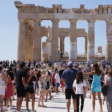 &#x3A4;&#x3BF; &#x3C0;&#x3C1;&#x3BF;&#x3C6;&#x3AF;&#x3BB; &#x3C4;&#x3BF;&#x3C5; &#x392;&#x3C1;&#x3B5;&#x3C4;&#x3B1;&#x3BD;&#x3BF;&#x3CD; &#x3C4;&#x3BF;&#x3C5;&#x3C1;&#x3AF;&#x3C3;&#x3C4;&#x3B1; &#x3C3;&#x3C4;&#x3B7;&#x3BD; &#x395;&#x3BB;&#x3BB;&#x3AC;&#x3B4;&#x3B1;
