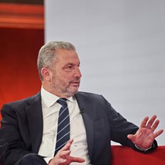 Aktor: &#x397; &#x3B1;&#x3BD;&#x3B1;&#x3BA;&#x3BF;&#x3AF;&#x3BD;&#x3C9;&#x3C3;&#x3B7; &#x3B3;&#x3B9;&#x3B1; &#x3C4;&#x3B7;&#x3BD; &#x3BA;&#x3AC;&#x3BB;&#x3C5;&#x3C8;&#x3B7; &#x3C4;&#x3B7;&#x3C2; &#x391;&#x39C;&#x39A; &#x3C4;&#x3C9;&#x3BD; 200 &#x3B5;&#x3BA;&#x3B1;&#x3C4;. &#x3B5;&#x3C5;&#x3C1;&#x3CE; - &#x3A0;&#x3CE;&#x3C2; &#x3BA;&#x3B1;&#x3C4;&#x3B1;&#x3BD;&#x3B5;&#x3BC;&#x3AE;&#x3B8;&#x3B7;&#x3BA;&#x3B1;&#x3BD; &#x3BF;&#x3B9; &#x3BD;&#x3AD;&#x3B5;&#x3C2; &#x3BC;&#x3B5;&#x3C4;&#x3BF;&#x3C7;&#x3AD;&#x3C2;