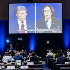 Ο "χορός των δισεκατομμυρίων" πίσω από τις αμερικανικές εκλογές