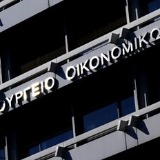 &#x3A4;&#x3B1; 5&#x2B;1 &#x3C7;&#x3C4;&#x3C5;&#x3C0;&#x3AE;&#x3BC;&#x3B1;&#x3C4;&#x3B1; &#x3C4;&#x3BF;&#x3C5; &#x3C0;&#x3BB;&#x3B7;&#x3B8;&#x3C9;&#x3C1;&#x3B9;&#x3C3;&#x3BC;&#x3BF;&#x3CD; &#x3C3;&#x3C4;&#x3B7;&#x3BD; &#x3BF;&#x3B9;&#x3BA;&#x3BF;&#x3BD;&#x3BF;&#x3BC;&#x3AF;&#x3B1;