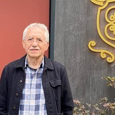 &#x391;&#x3BD;&#x3C4;&#x3CE;&#x3BD;&#x3B7;&#x3C2; &#x3A3;&#x3C4;&#x3B1;&#x3CD;&#x3C1;&#x3BF;&#x3C5; (&#x38C;&#x3BC;&#x3B9;&#x3BB;&#x3BF;&#x3C2; &#x39A;&#x3B1;&#x3C3;&#x3C4;&#x3B5;&#x3BB;&#x3CC;&#x3C1;&#x3B9;&#x3B6;&#x3BF;): &quot;&#x3A8;&#x3B1;&#x3C1;&#x3B5;&#x3CD;&#x3B5;&#x3B9;&quot; &#x3BA;&#x3B1;&#x3B9; &#x3C3;&#x3C4;&#x3B7;&#x3BD; &#x3B1;&#x3B3;&#x3BF;&#x3C1;&#x3AC; &#x3B1;&#x3BA;&#x3B9;&#x3BD;&#x3AE;&#x3C4;&#x3C9;&#x3BD; &#x2013; &#x39D;&#x3AD;&#x3B1; &#x3B5;&#x3C4;&#x3B1;&#x3B9;&#x3C1;&#x3B5;&#x3AF;&#x3B1;