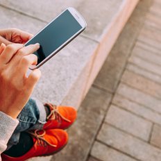 Η Samsung εκθρόνισε την Apple στην παγκόσμια αγορά smartphones