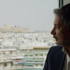 Daniel: &#x3A0;&#x3C1;&#x3BF;&#x3C3;&#x3C9;&#x3C0;&#x3B9;&#x3BA;&#x3AD;&#x3C2; &#x3B9;&#x3C3;&#x3C4;&#x3BF;&#x3C1;&#x3AF;&#x3B5;&#x3C2; &#x3C0;&#x3BF;&#x3C5; &#x3C3;&#x3C5;&#x3B3;&#x3BA;&#x3BB;&#x3BF;&#x3BD;&#x3AF;&#x3B6;&#x3BF;&#x3C5;&#x3BD; &#x3AD;&#x3BD;&#x3B1; &#x3C7;&#x3C1;&#x3CC;&#x3BD;&#x3BF; &#x3BC;&#x3B5;&#x3C4;&#x3AC; &#x3C4;&#x3B9;&#x3C2; &#x3BA;&#x3B1;&#x3C4;&#x3B1;&#x3C3;&#x3C4;&#x3C1;&#x3BF;&#x3C6;&#x3B9;&#x3BA;&#x3AD;&#x3C2; &#x3C0;&#x3BB;&#x3B7;&#x3BC;&#x3BC;&#x3CD;&#x3C1;&#x3B5;&#x3C2;