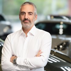 &#x39D;. &#x3A3;&#x3B9;&#x3BD;&#x3BF;&#x3B3;&#x3B9;&#x3AC;&#x3BD;&#x3BD;&#x3B7;&#x3C2;, &#x393;&#x3B5;&#x3BD;&#x3B9;&#x3BA;&#x3CC;&#x3C2; &#x394;&#x3B9;&#x3B5;&#x3C5;&#x3B8;&#x3C5;&#x3BD;&#x3C4;&#x3AE;&#x3C2; Porsche: H &#x3C3;&#x3C7;&#x3AD;&#x3C3;&#x3B7; &#x3C4;&#x3C9;&#x3BD; &#x395;&#x3BB;&#x3BB;&#x3AE;&#x3BD;&#x3C9;&#x3BD; &#x3BC;&#x3B5; &#x3C4;&#x3B7;&#x3BD; Porsche &#x3C0;&#x3B1;&#x3C1;&#x3B1;&#x3BC;&#x3AD;&#x3BD;&#x3B5;&#x3B9; &#x3B4;&#x3B9;&#x3B1;&#x3C7;&#x3C1;&#x3BF;&#x3BD;&#x3B9;&#x3BA;&#x3AC; &#x3C3;&#x3C4;&#x3B1;&#x3B8;&#x3B5;&#x3C1;&#x3AE; &#x3BA;&#x3B1;&#x3B9; &#x3B4;&#x3B9;&#x3B1;&#x3C1;&#x3BA;&#x3CE;&#x3C2; &#x3B9;&#x3C3;&#x3C7;&#x3C5;&#x3C1;&#x3BF;&#x3C0;&#x3BF;&#x3B9;&#x3B5;&#x3AF;&#x3C4;&#x3B1;&#x3B9;