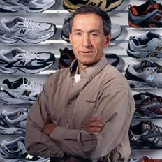 New Balance: &#x39F; &quot;&#x388;&#x3BB;&#x3BB;&#x3B7;&#x3BD;&#x3B1;&#x3C2;&quot; &#x3C0;&#x3AF;&#x3C3;&#x3C9; &#x3B1;&#x3C0;&#x3CC; &#x3AD;&#x3BD;&#x3B1; &#x3B1;&#x3C0;&#x3CC; &#x3C4;&#x3B1; &#x3BC;&#x3B5;&#x3B3;&#x3B1;&#x3BB;&#x3CD;&#x3C4;&#x3B5;&#x3C1;&#x3B1; brands &#x3B1;&#x3B8;&#x3BB;&#x3B7;&#x3C4;&#x3B9;&#x3BA;&#x3CE;&#x3BD; &#x3C3;&#x3C4;&#x3BF;&#x3BD; &#x3BA;&#x3CC;&#x3C3;&#x3BC;&#x3BF;