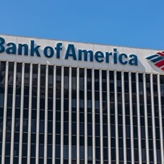 BofA: Όσο η Ευρώπη βασίζεται στο LNG, θα χρειάζονται υψηλές τιμές φυσικού αερίου όλο τον χρόνο