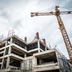 Οι κατασκευαστικοί όμιλοι που έφτασαν να χρωστάνε 610 εκατ. στο Δημόσιο