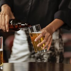 Μπίρα: Από την ανάπτυξη του 2024 στην πτώση 4%-6% το 2025