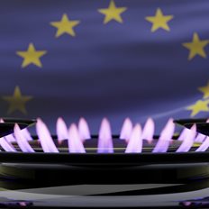 Πτώση της ζήτησης στο φυσικό αέριο το 2024 "βλέπει" η Wood Mackenzie