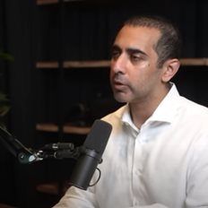 &#x3A0;&#x3BF;&#x3B9;&#x3BF;&#x3C2; &#x3B5;&#x3AF;&#x3BD;&#x3B1;&#x3B9; &#x3BF; Balaji Srinivasan &#x3BA;&#x3B1;&#x3B9; &#x3B3;&#x3B9;&#x3B1;&#x3C4;&#x3AF; &#x3BD;&#x3B1; &#x3BC;&#x3B1;&#x3C2; &#x3B5;&#x3BD;&#x3B4;&#x3B9;&#x3B1;&#x3C6;&#x3AD;&#x3C1;&#x3B5;&#x3B9; &#x3C4;&#x3BF; &#x3C3;&#x3C4;&#x3BF;&#x3AF;&#x3C7;&#x3B7;&#x3BC;&#x3B1; $2 &#x3B5;&#x3BA;&#x3B1;&#x3C4;. &#x3C0;&#x3BF;&#x3C5; &#x3AD;&#x3B2;&#x3B1;&#x3BB;&#x3B5; &#x3B3;&#x3B9;&#x3B1; &#x3C4;&#x3BF; Bitcoin