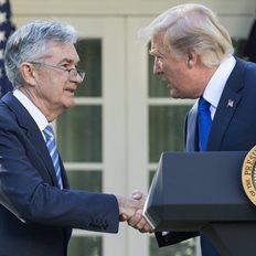 Πώς η ανεξάρτητη Fed μπορεί να σώσει τις ΗΠΑ από την οικονομική κατάρρευση