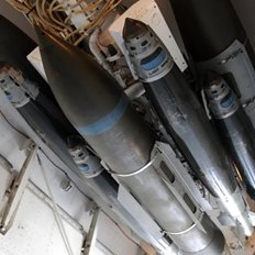 &#x39F;&#x3C5;&#x3BA;&#x3C1;&#x3B1;&#x3BD;&#x3AF;&#x3B1;: &#x39F;&#x3B9; &#x3B2;&#x3CC;&#x3BC;&#x3B2;&#x3B5;&#x3C2; JDAM &#x3C7;&#x3C4;&#x3C5;&#x3C0;&#x3BF;&#x3CD;&#x3BD; &#x3C4;&#x3BF;&#x3BD; &#x3C3;&#x3C4;&#x3CC;&#x3C7;&#x3BF; &#x3B1;&#x3BA;&#x3CC;&#x3BC;&#x3B7; &#x3BA;&#x3B1;&#x3B9; &#x3CC;&#x3C4;&#x3B1;&#x3BD; &#x3BF;&#x3B9; &#x3A1;&#x3CE;&#x3C3;&#x3BF;&#x3B9; &#x3BC;&#x3C0;&#x3BB;&#x3BF;&#x3BA;&#x3AC;&#x3C1;&#x3BF;&#x3C5;&#x3BD; &#x3C4;&#x3BF; GPS &#x3C4;&#x3BF;&#x3C5;&#x3C2;