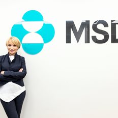 Η MSD και η CEO της πολεμούν τον καρκίνο και συμβάλλουν στη λύση κοινωνικών προβλημάτων