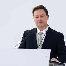 Lamda Development: &#x388;&#x3C3;&#x3BF;&#x3B4;&#x3B1; 3,3 &#x3B4;&#x3B9;&#x3C3;. &#x3B5;&#x3C5;&#x3C1;&#x3CE; &#x3B1;&#x3C0;&#x3CC; &#x3C4;&#x3BF; &#x395;&#x3BB;&#x3BB;&#x3B7;&#x3BD;&#x3B9;&#x3BA;&#x3CC; &#x3C3;&#x3C4;&#x3BF; &#x3C4;&#x3AD;&#x3BB;&#x3BF;&#x3C2; &#x3C4;&#x3BF;&#x3C5; 2026