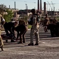 &#x3A4;&#x3B9; &#x3C3;&#x3C5;&#x3BC;&#x3B2;&#x3B1;&#x3AF;&#x3BD;&#x3B5;&#x3B9; &#x3BC;&#x3B5; &#x3C4;&#x3BF;&#x3C5;&#x3C2; &#x39F;&#x3C5;&#x3BA;&#x3C1;&#x3B1;&#x3BD;&#x3BF;&#x3CD;&#x3C2; &#x3B1;&#x3B9;&#x3C7;&#x3BC;&#x3B1;&#x3BB;&#x3CE;&#x3C4;&#x3BF;&#x3C5;&#x3C2; &#x3C0;&#x3BF;&#x3BB;&#x3AD;&#x3BC;&#x3BF;&#x3C5; &#x3C3;&#x3C4;&#x3B7; &#x3A1;&#x3C9;&#x3C3;&#x3AF;&#x3B1;