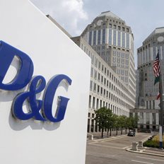 Procter &amp; Gamble: &#x39E;&#x3B5;&#x3C0;&#x3AD;&#x3C1;&#x3B1;&#x3C3;&#x3B5; &#x3C4;&#x3B9;&#x3C2; &#x3C0;&#x3C1;&#x3BF;&#x3C3;&#x3B4;&#x3BF;&#x3BA;&#x3AF;&#x3B5;&#x3C2; &#x3C3;&#x3C4;&#x3BF; &#x3C4;&#x3C1;&#x3AF;&#x3BC;&#x3B7;&#x3BD;&#x3BF; &#x3C0;&#x3B1;&#x3C1;&#x3AC; &#x3C4;&#x3B9;&#x3C2; &#x3B1;&#x3C5;&#x3BE;&#x3AE;&#x3C3;&#x3B5;&#x3B9;&#x3C2; &#x3C4;&#x3B9;&#x3BC;&#x3CE;&#x3BD;