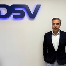 &#x39C;&#x3AC;&#x3BD;&#x3B8;&#x3BF;&#x3C2; &#x393;&#x3B1;&#x3B3;&#x3AC;&#x3BD;&#x3B7;&#x3C2;, Managing Director, DSV - Global Transport and Logistics: &#x3A7;&#x3C4;&#x3AF;&#x3B6;&#x3BF;&#x3C5;&#x3BC;&#x3B5; &#x3C4;&#x3B7;&#x3BD; &#x3B5;&#x3C0;&#x3CC;&#x3BC;&#x3B5;&#x3BD;&#x3B7; &#x3B7;&#x3BC;&#x3AD;&#x3C1;&#x3B1; &#x3C4;&#x3C9;&#x3BD; logistics &#x3BC;&#x3B5; &#x3C4;&#x3B5;&#x3C7;&#x3BD;&#x3BF;&#x3BB;&#x3BF;&#x3B3;&#x3AF;&#x3B1;, &#x3B5;&#x3C5;&#x3B5;&#x3BB;&#x3B9;&#x3BE;&#x3AF;&#x3B1; &#x3BA;&#x3B1;&#x3B9; &#x3B5;&#x3C0;&#x3AF;&#x3BA;&#x3B5;&#x3BD;&#x3C4;&#x3C1;&#x3BF; &#x3C4;&#x3BF;&#x3BD; &#x3AC;&#x3BD;&#x3B8;&#x3C1;&#x3C9;&#x3C0;&#x3BF;
