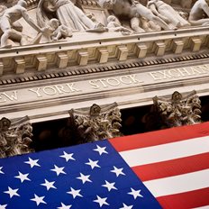 &#x39F;&#x3B9; &#x3B4;&#x3B1;&#x3C3;&#x3BC;&#x3BF;&#x3AF; &#x3A4;&#x3C1;&#x3B1;&#x3BC;&#x3C0; &#x3C0;&#x3B9;&#x3AD;&#x3B6;&#x3BF;&#x3C5;&#x3BD; &#x3B5;&#x3BA; &#x3BD;&#x3AD;&#x3BF;&#x3C5; &#x3C4;&#x3B7;&#x3BD; Wall Street