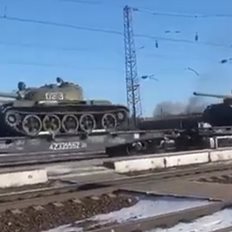 Οι Ρώσοι βγάζουν από τις αποθήκες τα σοβιετικά άρματα T-55