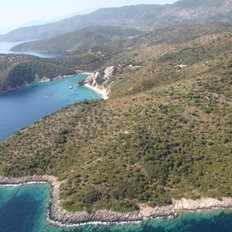 &#x3A4;&#x3B9; &#x3C0;&#x3B5;&#x3C1;&#x3B9;&#x3BB;&#x3B1;&#x3BC;&#x3B2;&#x3AC;&#x3BD;&#x3B5;&#x3B9; &#x3B7; &#x3BE;&#x3B5;&#x3BD;&#x3BF;&#x3B4;&#x3BF;&#x3C7;&#x3B5;&#x3B9;&#x3B1;&#x3BA;&#x3AE; &#x3B5;&#x3C0;&#x3AD;&#x3BD;&#x3B4;&#x3C5;&#x3C3;&#x3B7; &#x3CD;&#x3C8;&#x3BF;&#x3C5;&#x3C2; 85 &#x3B5;&#x3BA;&#x3B1;&#x3C4;. &#x3C4;&#x3B7;&#x3C2; &#x3BF;&#x3B9;&#x3BA;&#x3BF;&#x3B3;&#x3AD;&#x3BD;&#x3B5;&#x3B9;&#x3B1;&#x3C2; &#x3A4;&#x3C3;&#x3AC;&#x3BA;&#x3BF;&#x3C5; &#x3C3;&#x3C4;&#x3B7;&#x3BD; &#x399;&#x3B8;&#x3AC;&#x3BA;&#x3B7;