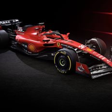 &#x3A0;&#x3B1;&#x3C1;&#x3BF;&#x3C5;&#x3C3;&#x3B9;&#x3AC;&#x3C3;&#x3C4;&#x3B7;&#x3BA;&#x3B5; &#x3B7; Ferrari SF-23 &#x3BC;&#x3C0;&#x3C1;&#x3BF;&#x3C3;&#x3C4;&#x3AC; &#x3C3;&#x3C4;&#x3BF;&#x3C5;&#x3C2; &#x3A4;&#x3B9;&#x3C6;&#x3CC;&#x3B6;&#x3B9; (video)