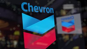 &#x39D;&#x3AD;&#x3BF; mega deal &#x3C3;&#x3C4;&#x3B7;&#x3BD; &#x3C0;&#x3B5;&#x3C4;&#x3C1;&#x3B5;&#x3BB;&#x3B1;&#x3CA;&#x3BA;&#x3AE; &#x3B2;&#x3B9;&#x3BF;&#x3BC;&#x3B7;&#x3C7;&#x3B1;&#x3BD;&#x3AF;&#x3B1;: &#x397; Chevron &#x3B5;&#x3BE;&#x3B1;&#x3B3;&#x3BF;&#x3C1;&#x3AC;&#x3B6;&#x3B5;&#x3B9; &#x3C4;&#x3B7;&#x3BD; Hess &#x3AD;&#x3BD;&#x3B1;&#x3BD;&#x3C4;&#x3B9; 53 &#x3B4;&#x3B9;&#x3C3;. &#x3B4;&#x3BF;&#x3BB;&#x3B1;&#x3C1;&#x3AF;&#x3C9;&#x3BD;