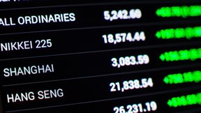 Θετικά πρόσημα στα ασιατικά χρηματιστήρια, με το βλέμμα σε Τραμπ και Πάουελ