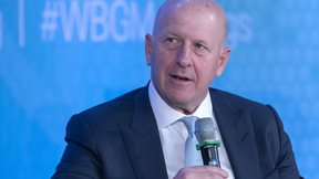 &#x39F; &#x3B5;&#x3C0;&#x3B9;&#x3BA;&#x3B5;&#x3C6;&#x3B1;&#x3BB;&#x3AE;&#x3C2; &#x3C4;&#x3B7;&#x3C2; Goldman &#x39D;&#x3C4;. &#x3A3;&#x3CC;&#x3BB;&#x3BF;&#x3BC;&#x3BF;&#x3BD; &#x3C0;&#x3C1;&#x3BF;&#x3B5;&#x3B9;&#x3B4;&#x3BF;&#x3C0;&#x3BF;&#x3B9;&#x3B5;&#x3AF; &#x3B3;&#x3B9;&#x3B1; &#x3C3;&#x3BF;&#x3B2;&#x3B1;&#x3C1;&#x3AE; &#x3C0;&#x3C4;&#x3CE;&#x3C3;&#x3B7; &#x3C4;&#x3B7;&#x3C2; &#x3B1;&#x3B3;&#x3BF;&#x3C1;&#x3AC;&#x3C2;