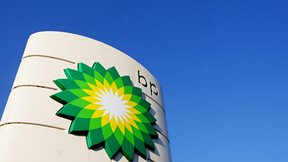 BP: Σημαντική πτώση στα καθαρά κέρδη γ' τριμήνου - Χαμηλότερα και των προβλέψεων