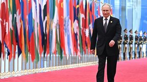 &#x397; &#x3BF;&#x3B9;&#x3BA;&#x3BF;&#x3BD;&#x3BF;&#x3BC;&#x3B9;&#x3BA;&#x3AC; &#x3B1;&#x3C0;&#x3BF;&#x3B4;&#x3C5;&#x3BD;&#x3B1;&#x3BC;&#x3C9;&#x3BC;&#x3AD;&#x3BD;&#x3B7; &#x3A1;&#x3C9;&#x3C3;&#x3AF;&#x3B1; &#x3C0;&#x3C1;&#x3BF;&#x3BA;&#x3B1;&#x3BB;&#x3B5;&#x3AF; &#x3C4;&#x3B7;&#x3BD; &#x395;&#x3C5;&#x3C1;&#x3CE;&#x3C0;&#x3B7;