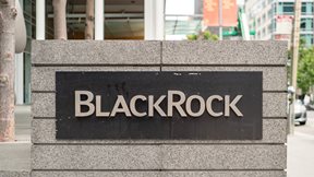 BlackRock: Risk-on και στο β' τρίμηνο - Οι μετοχές θα υπεραποδώσουν ομολόγων και cash - Τι μπορεί να ανατρέψει το θετικό σκηνικό