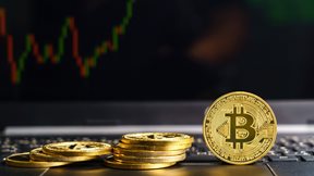 Bitcoin: &#x39A;&#x3C1;&#x3CD;&#x3BF;&#x3C2; &#x3B9;&#x3B4;&#x3C1;&#x3CE;&#x3C4;&#x3B1;&#x3C2; &#x3B1;&#x3BD; &#x3BE;&#x3B5;&#x3C0;&#x3B5;&#x3C1;&#x3AC;&#x3C3;&#x3B5;&#x3B9; &#x3C4;&#x3B1; 80.000 &#x3B4;&#x3BF;&#x3BB;&#x3AC;&#x3C1;&#x3B9;&#x3B1;