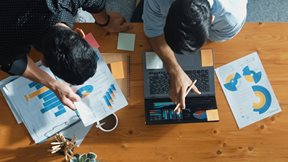 Startups: &#x3A3;&#x3C4;&#x3BF; &quot;Top 20&quot; &#x3C4;&#x3B7;&#x3C2; &#x395;&#x395; &#x3BA;&#x3B1;&#x3B9; &#x3B1;&#x3BD;&#x3AC;&#x3BC;&#x3B5;&#x3C3;&#x3B1; &#x3C3;&#x3C4;&#x3B1; 50 &#x3BA;&#x3B1;&#x3BB;&#x3CD;&#x3C4;&#x3B5;&#x3C1;&#x3B1; &#x3BF;&#x3B9;&#x3BA;&#x3BF;&#x3C3;&#x3C5;&#x3C3;&#x3C4;&#x3AE;&#x3BC;&#x3B1;&#x3C4;&#x3B1; &#x3B4;&#x3B9;&#x3B5;&#x3B8;&#x3BD;&#x3CE;&#x3C2; &#x3B7; &#x395;&#x3BB;&#x3BB;&#x3AC;&#x3B4;&#x3B1;