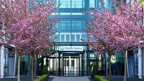 Ο Ιάπωνας κολοσσός του φαρμάκου που μπαίνει στην Ελλάδα