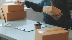 Η "κούρσα" των ταχυμεταφορών και οι επιδόσεις των μεγάλων παικτών