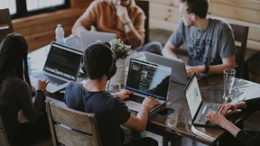 &#x3A0;&#x3BF;&#x3B9;&#x3B1; funds &#x3B5;&#x3C0;&#x3B5;&#x3BD;&#x3B4;&#x3CD;&#x3BF;&#x3C5;&#x3BD; &#x3C3;&#x3B5; &#x3B5;&#x3BB;&#x3BB;&#x3B7;&#x3BD;&#x3B9;&#x3BA;&#x3AD;&#x3C2; start ups
