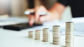 &#x397; &#x395;&#x3BB;&#x3BB;&#x3AC;&#x3B4;&#x3B1; &#x3C3;&#x3C4;&#x3BF; &#x3C1;&#x3B1;&#x3BD;&#x3C4;&#x3AC;&#x3C1; &#x3B5;&#x3C0;&#x3B5;&#x3BD;&#x3B4;&#x3C5;&#x3C4;&#x3CE;&#x3BD; &#x3B1;&#x3C0;&#x3CC; &#x3C4;&#x3B7; &#x3A3;&#x3B1;&#x3BF;&#x3C5;&#x3B4;&#x3B9;&#x3BA;&#x3AE; &#x391;&#x3C1;&#x3B1;&#x3B2;&#x3AF;&#x3B1;