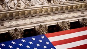 &#x39F;&#x3B9; &#x3B4;&#x3B1;&#x3C3;&#x3BC;&#x3BF;&#x3AF; &#x3A4;&#x3C1;&#x3B1;&#x3BC;&#x3C0; &#x3C0;&#x3B9;&#x3AD;&#x3B6;&#x3BF;&#x3C5;&#x3BD; &#x3B5;&#x3BA; &#x3BD;&#x3AD;&#x3BF;&#x3C5; &#x3C4;&#x3B7;&#x3BD; Wall Street