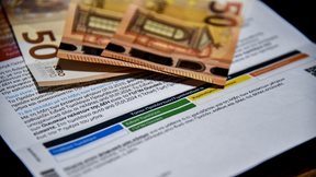 Ρεύμα: Φουντώνει ο ανταγωνισμός με προϊόντα κάτω των 10 σεντς/KWh