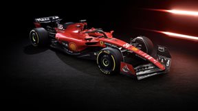 &#x3A0;&#x3B1;&#x3C1;&#x3BF;&#x3C5;&#x3C3;&#x3B9;&#x3AC;&#x3C3;&#x3C4;&#x3B7;&#x3BA;&#x3B5; &#x3B7; Ferrari SF-23 &#x3BC;&#x3C0;&#x3C1;&#x3BF;&#x3C3;&#x3C4;&#x3AC; &#x3C3;&#x3C4;&#x3BF;&#x3C5;&#x3C2; &#x3A4;&#x3B9;&#x3C6;&#x3CC;&#x3B6;&#x3B9; (video)