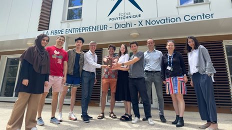 Amphitrite: &#x3A3;&#x3C4;&#x3CC;&#x3C7;&#x3BF;&#x3C2; &#x3B7; &#x3C0;&#x3B5;&#x3C1;&#x3B1;&#x3B9;&#x3C4;&#x3AD;&#x3C1;&#x3C9; &#x3B1;&#x3BD;&#x3AC;&#x3C0;&#x3C4;&#x3C5;&#x3BE;&#x3B7; &#x3C3;&#x3C4;&#x3B7;&#x3BD; &#x395;&#x3BB;&#x3BB;&#x3AC;&#x3B4;&#x3B1; &#x3B3;&#x3B9;&#x3B1; &#x3C4;&#x3B7; startup &#x3BC;&#x3B5; &#x3B5;&#x3BB;&#x3BB;&#x3B7;&#x3BD;&#x3B9;&#x3BA;&#x3CC; DNA &#x3C0;&#x3BF;&#x3C5; &#x3AC;&#x3BD;&#x3C4;&#x3BB;&#x3B7;&#x3C3;&#x3B5; 1,2 &#x3B5;&#x3BA;&#x3B1;&#x3C4;.