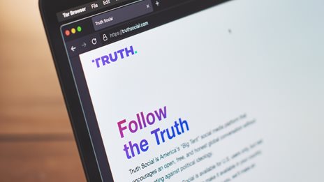 Το Truth Social του Τραμπ έχει χάσει 73 εκατομμύρια δολάρια από την έναρξή του