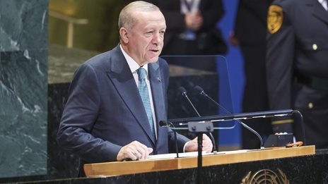 Ο Ερντογάν σπρώχνει την Τουρκία στο ίδιο ναρκοπέδιο με το Ιράν