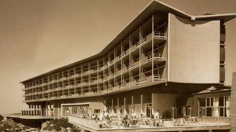 Regency Casino Mont Parnes: &#x397; &#x3C0;&#x3BF;&#x3BB;&#x3C5;&#x3C3;&#x3AE;&#x3BC;&#x3B1;&#x3BD;&#x3C4;&#x3B7; &#x3B9;&#x3C3;&#x3C4;&#x3BF;&#x3C1;&#x3AF;&#x3B1; &#x3B1;&#x3C0;&#x3CC; &#x3C4;&#x3B1; &#x3BC;&#x3AD;&#x3C3;&#x3B1; &#x3C4;&#x3B7;&#x3C2; &#x3B4;&#x3B5;&#x3BA;&#x3B1;&#x3B5;&#x3C4;&#x3AF;&#x3B1;&#x3C2; &#x3C4;&#x3BF;&#x3C5; 50 &#x3BC;&#x3AD;&#x3C7;&#x3C1;&#x3B9; &#x3C4;&#x3B7; &#x3BC;&#x3B5;&#x3C4;&#x3AC;&#x3B2;&#x3B1;&#x3C3;&#x3B7; &#x3C3;&#x3C4;&#x3B1; &#x3B2;&#x3CC;&#x3C1;&#x3B5;&#x3B9;&#x3B1; &#x3C0;&#x3C1;&#x3BF;&#x3AC;&#x3C3;&#x3C4;&#x3B9;&#x3B1;