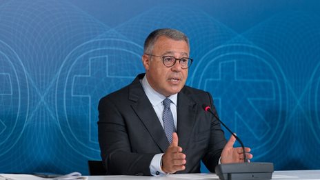 &#x392;. &#x3A8;&#x3AC;&#x3BB;&#x3C4;&#x3B7;&#x3C2; &#x3B3;&#x3B9;&#x3B1; &#x3B1;&#x3CD;&#x3BE;&#x3B7;&#x3C3;&#x3B7; &#x3C0;&#x3BF;&#x3C3;&#x3BF;&#x3C3;&#x3C4;&#x3BF;&#x3CD; &#x3C4;&#x3B7;&#x3C2; UniCredit: &#x391;&#x3C0;&#x3CC;&#x3B4;&#x3B5;&#x3B9;&#x3BE;&#x3B7; &#x3C4;&#x3B7;&#x3C2; &#x3B4;&#x3C5;&#x3BD;&#x3B1;&#x3BC;&#x3B9;&#x3BA;&#x3AE;&#x3C2; &#x3C0;&#x3B5;&#x3C1;&#x3B1;&#x3B9;&#x3C4;&#x3AD;&#x3C1;&#x3C9; &#x3B1;&#x3BD;&#x3AC;&#x3C0;&#x3C4;&#x3C5;&#x3BE;&#x3B7;&#x3C2; &#x3C4;&#x3B7;&#x3C2; &#x3C3;&#x3C4;&#x3C1;&#x3B1;&#x3C4;&#x3B7;&#x3B3;&#x3B9;&#x3BA;&#x3AE;&#x3C2; &#x3BC;&#x3B1;&#x3C2; &#x3C3;&#x3C5;&#x3BD;&#x3B5;&#x3C1;&#x3B3;&#x3B1;&#x3C3;&#x3AF;&#x3B1;&#x3C2;