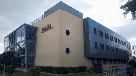 Intralot: &#x395;&#x3C0;&#x3AD;&#x3BA;&#x3C4;&#x3B1;&#x3C3;&#x3B7; &#x3C4;&#x3B7;&#x3C2; &#x3B1;&#x3C0;&#x3BF;&#x3C0;&#x3BB;&#x3B7;&#x3C1;&#x3C9;&#x3BC;&#x3AE;&#x3C2; &#x3BF;&#x3BC;&#x3BF;&#x3BB;&#x3BF;&#x3B3;&#x3B9;&#x3B1;&#x3BA;&#x3BF;&#x3CD; &#x3B4;&#x3B1;&#x3BD;&#x3B5;&#x3AF;&#x3BF;&#x3C5; 100 &#x3B5;&#x3BA;&#x3B1;&#x3C4;. &#x3B5;&#x3C5;&#x3C1;&#x3CE;