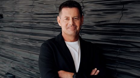 Allwyn - &#x39F;&#x3A0;&#x391;&#x3A0;: &#x393;&#x3B5;&#x3BD;&#x3BD;&#x3B9;&#x3AD;&#x3C4;&#x3B1;&#x3B9; &#x3BF; &#x3B4;&#x3B5;&#x3CD;&#x3C4;&#x3B5;&#x3C1;&#x3BF;&#x3C2; &#x3BC;&#x3B5;&#x3B3;&#x3B1;&#x3BB;&#x3CD;&#x3C4;&#x3B5;&#x3C1;&#x3BF;&#x3C2; &#x3CC;&#x3BC;&#x3B9;&#x3BB;&#x3BF;&#x3C2; &#x3C4;&#x3C5;&#x3C7;&#x3B5;&#x3C1;&#x3CE;&#x3BD; &#x3C0;&#x3B1;&#x3B9;&#x3C7;&#x3BD;&#x3B9;&#x3B4;&#x3B9;&#x3CE;&#x3BD; &#x3C3;&#x3C4;&#x3BF;&#x3BD; &#x3BA;&#x3CC;&#x3C3;&#x3BC;&#x3BF; &#x3BC;&#x3B5; &#x3B5;&#x3C0;&#x3AF;&#x3BA;&#x3B5;&#x3BD;&#x3C4;&#x3C1;&#x3BF; &#x3C4;&#x3B7;&#x3BD; &#x395;&#x3BB;&#x3BB;&#x3AC;&#x3B4;&#x3B1;