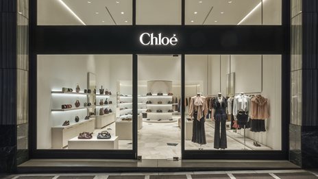 Η Chloé στην luxury ελληνική αγορά: Η στρατηγική επένδυση μέσω του ομίλου Φάις