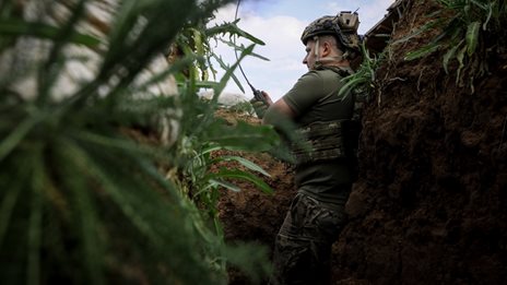 &#x39F;&#x3B9; &#x39F;&#x3C5;&#x3BA;&#x3C1;&#x3B1;&#x3BD;&#x3BF;&#x3AF; &#x3B4;&#x3B9;&#x3AD;&#x3C3;&#x3C0;&#x3B1;&#x3C3;&#x3B1;&#x3BD; &#x3C4;&#x3B1; &#x3C1;&#x3C9;&#x3C3;&#x3B9;&#x3BA;&#x3AC; &#x3C7;&#x3B1;&#x3C1;&#x3B1;&#x3BA;&#x3CE;&#x3BC;&#x3B1;&#x3C4;&#x3B1; &#x3AD;&#x3BE;&#x3C9; &#x3B1;&#x3C0;&#x3CC; &#x3C4;&#x3BF; &#x392;&#x3AD;&#x3C1;&#x3BC;&#x3C0;&#x3BF;&#x3B2;&#x3B5; - &#x3A4;&#x3B9; &#x3B1;&#x3BA;&#x3BF;&#x3BB;&#x3BF;&#x3C5;&#x3B8;&#x3B5;&#x3AF;