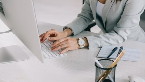 Πού βρίσκονται οι γυναίκες; Η διεύθυνση των επιχειρήσεων παραμένει προπύργιο των ανδρών